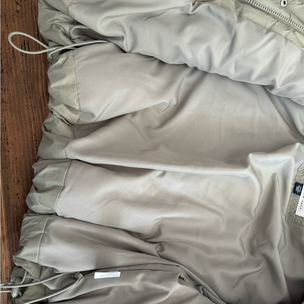 American Eagle Puffer Coat. Brand new! - Picture 6 of 7